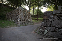 南の丸隅櫓跡付近の虎口跡|高解像度画像サイズ:6720 x 4480 pixels|写真番号:_D4A1908|撮影:Canon EOS 5D Mark IV