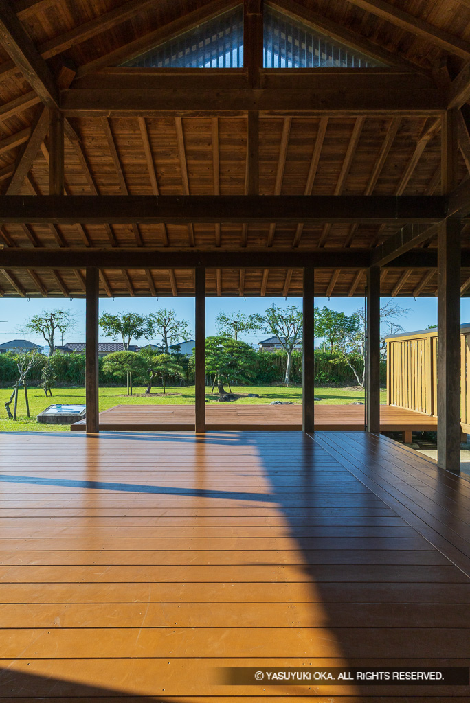 会所・礎石建物と枯山水庭園・勝瑞館跡