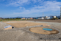 礎石建物群・井戸跡 | 高解像度画像サイズ：8192 x 5464 pixels | 写真番号：6F1A0271 | 撮影：Canon EOS R5m2