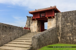 首里城の漏刻門｜高解像度画像サイズ：8688 x 5792 pixels｜写真番号：5DSA6424-Edit｜撮影：Canon EOS 5DS