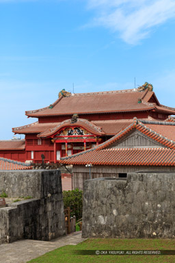 首里城京の内から正殿を望む｜高解像度画像サイズ：5792 x 8688 pixels｜写真番号：5DSA6489｜撮影：Canon EOS 5DS