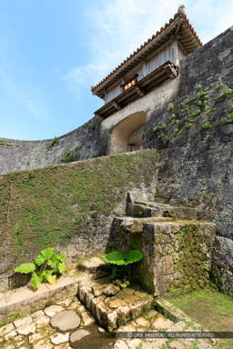 首里城の久慶門｜高解像度画像サイズ：5583 x 8374 pixels｜写真番号：5DSA6361｜撮影：Canon EOS 5DS