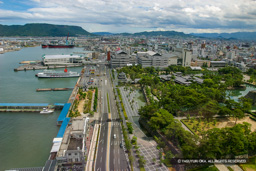 髙松城と髙松港 | 高解像度画像サイズ：3072 x 2048 pixels | 写真番号：231-3112_IMG | 撮影：Canon EOS D60