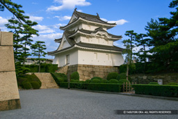 旧東之丸艮櫓 | 高解像度画像サイズ：3072 x 2048 pixels | 写真番号：233-3375_IMG | 撮影：Canon EOS D60