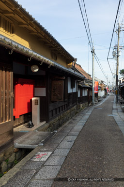 土佐街道の風景｜高解像度画像サイズ：4480 x 6720 pixels｜写真番号：5D4A2330｜撮影：Canon EOS 5D Mark IV