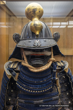 田辺城資料館展示の鎧兜 | 高解像度画像サイズ：5191 x 7782 pixels | 写真番号：344A0149 | 撮影：Canon EOS R5