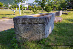 残石・矢穴列 | 高解像度画像サイズ：8192 x 5464 pixels | 写真番号：344A0181 | 撮影：Canon EOS R5