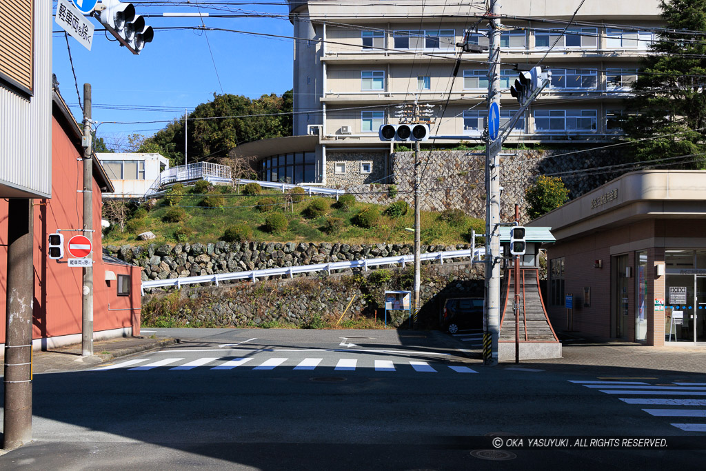 横町口門跡