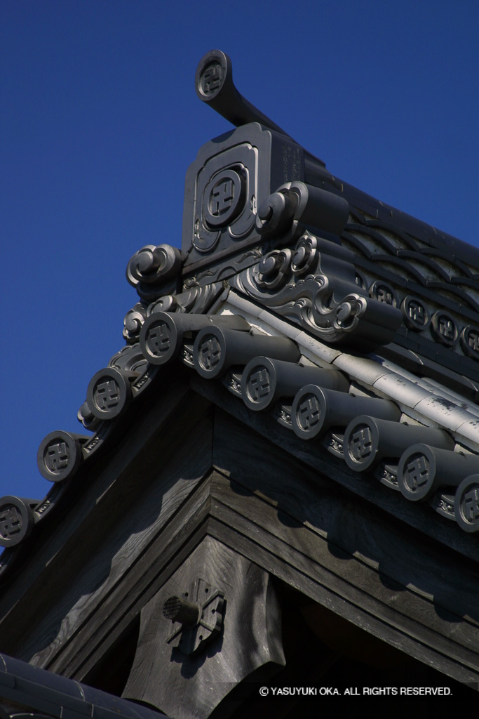 鷲の門・蜂須賀家家紋