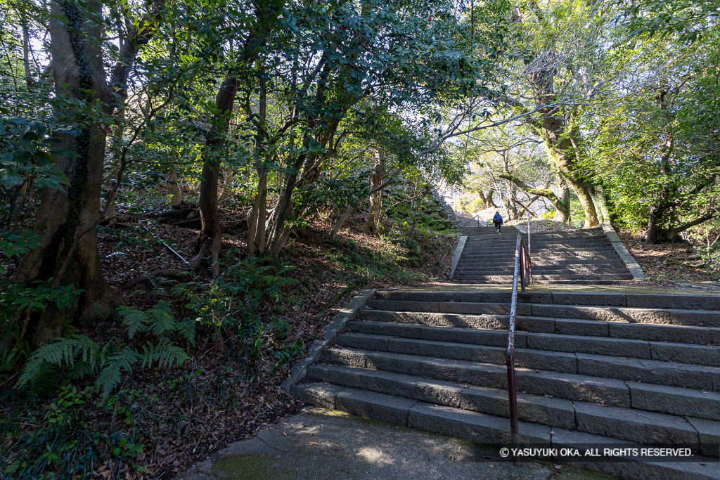 本丸への登山道