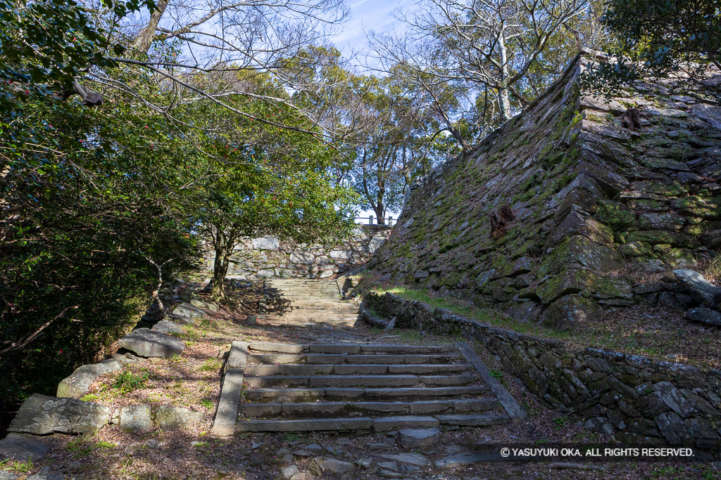 西二の丸から本丸への登城路