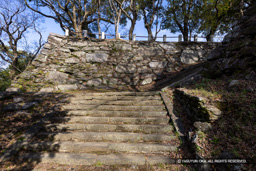 本丸石垣・鏡石 | 高解像度画像サイズ:8192 x 5464 pixels | 写真番号:6F1A4097 | 撮影:Canon EOS R5m2