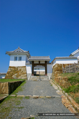 本丸虎口 | 高解像度画像サイズ：3328 x 4992 pixels | 写真番号：VJ7Z1914 | 撮影：Canon EOS-1Ds Mark II