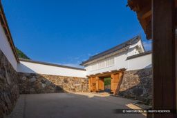 中ノ御門・二階櫓門 | 高解像度画像サイズ：8012 x 5344 pixels | 写真番号：6F1A8219 | 撮影：Canon EOS R5m2