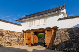 中ノ御門・二階櫓門 | 高解像度画像サイズ：8192 x 5464 pixels | 写真番号：6F1A8221 | 撮影：Canon EOS R5m2