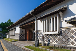 箕浦家武家門 | 高解像度画像サイズ：8192 x 5464 pixels | 写真番号：6F1A8346 | 撮影：Canon EOS R5m2