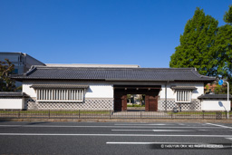 箕浦家武家門 | 高解像度画像サイズ：7750 x 5169 pixels | 写真番号：6F1A8353 | 撮影：Canon EOS R5m2