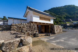 中ノ御門・二階櫓門・城内側 | 高解像度画像サイズ：8192 x 5464 pixels | 写真番号：6F1A8365 | 撮影：Canon EOS R5m2