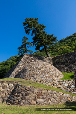 天球丸の巻石垣 | 高解像度画像サイズ：5464 x 8192 pixels | 写真番号：6F1A8509 | 撮影：Canon EOS R5m2