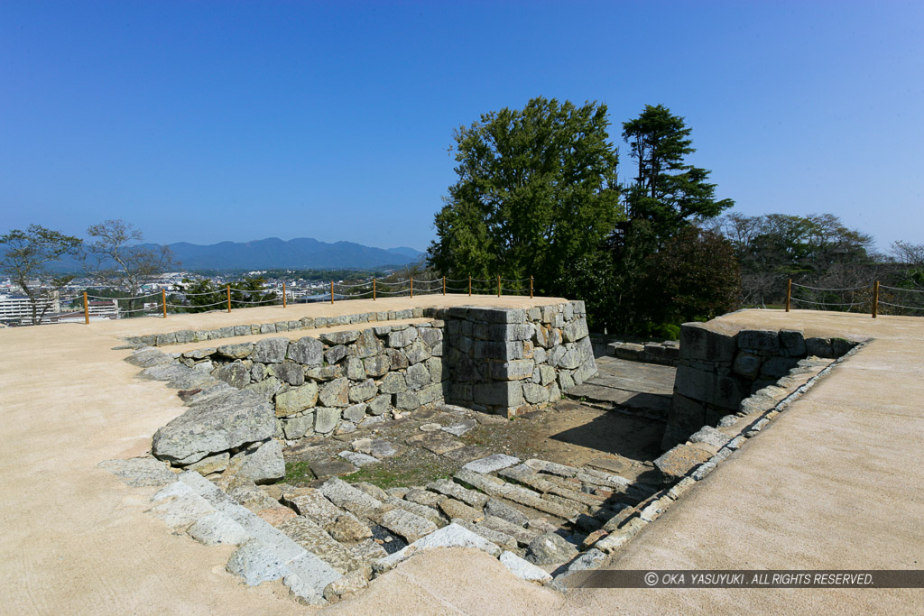 津山城の天守台