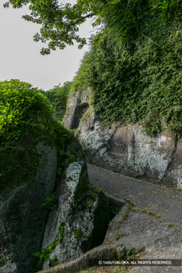 鐙坂 | 高解像度画像サイズ：3328 x 4992 pixels | 写真番号：VJ7Z9056 | 撮影：Canon EOS-1Ds Mark II