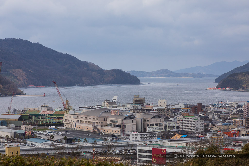 宇和島城本丸から宇和島湾を望む