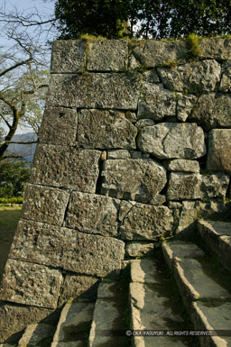 宇和島城一之御門跡付近石垣｜高解像度画像サイズ：2704 x 4064 pixels｜写真番号：53BS0479｜撮影：Canon EOS-1DS