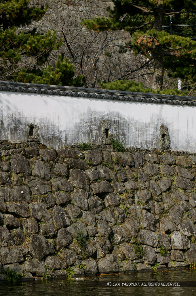 狭間塀石狭間