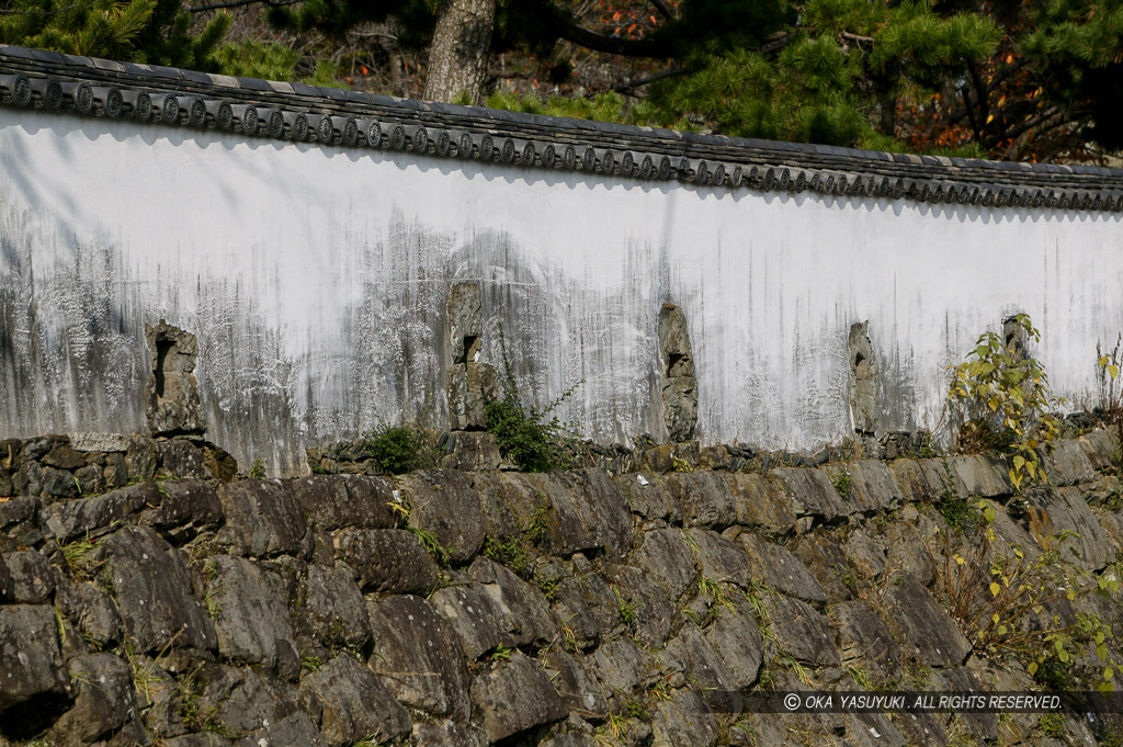 狭間塀石狭間