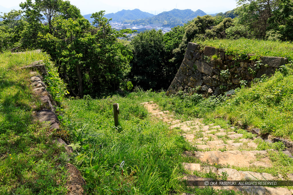 本丸門跡・番所付近