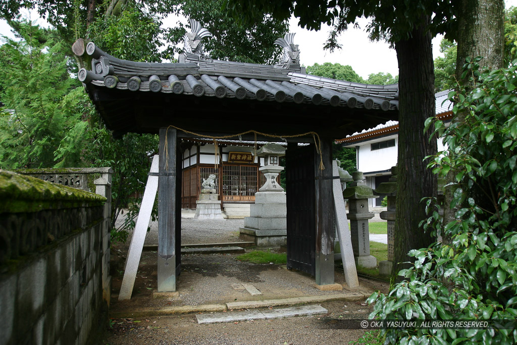 膳所城移築水門・新宮神社