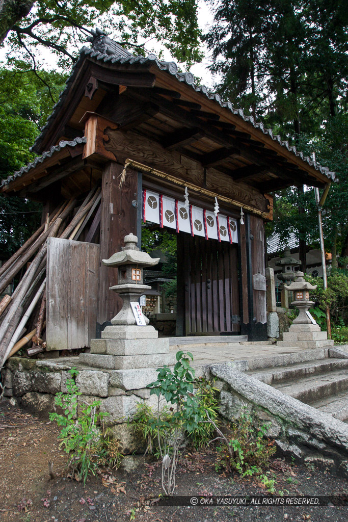 膳所城移築お倉門・御霊神社