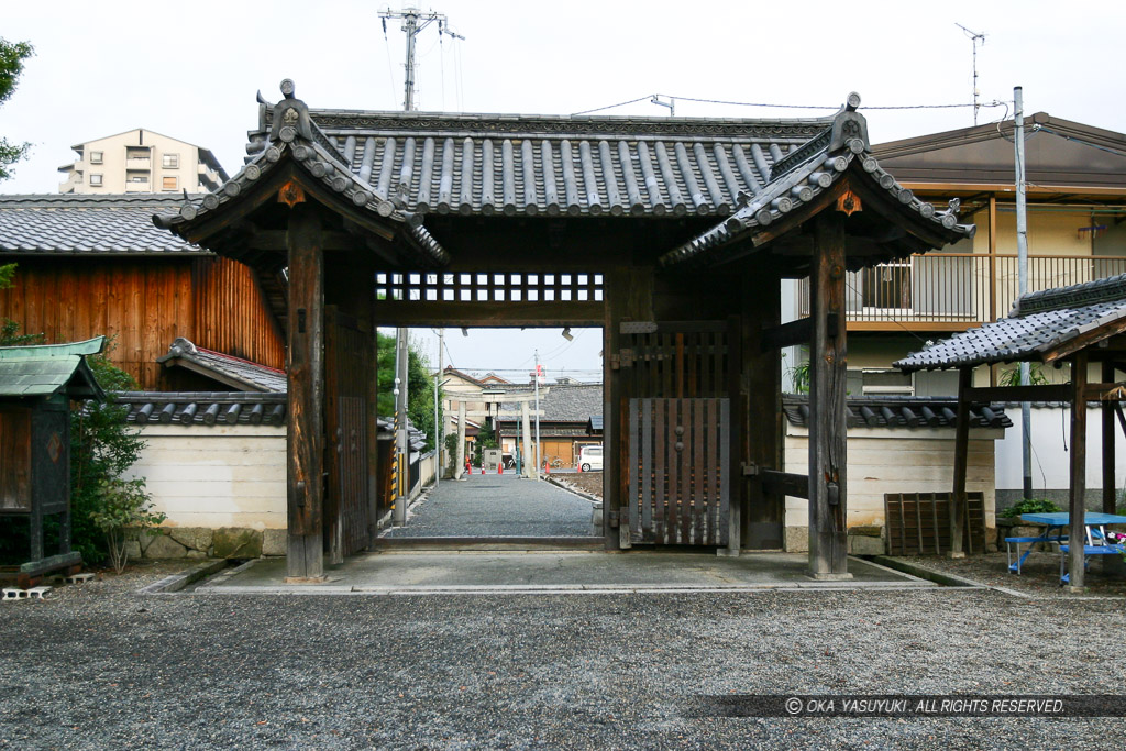 膳所城北大手門・篠津神社