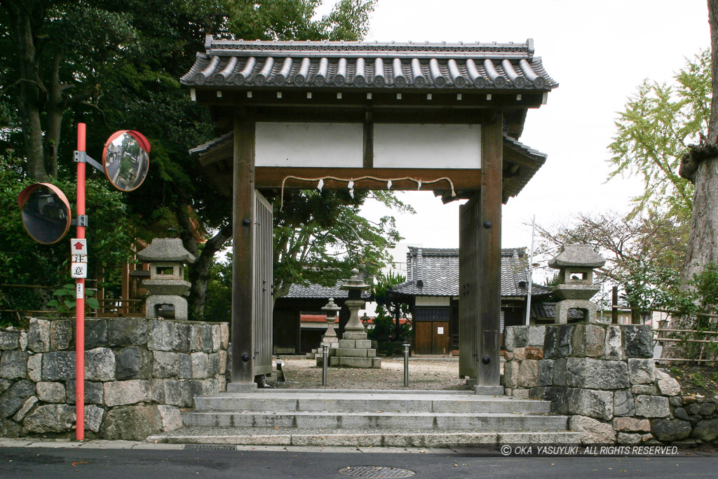 膳所城移築城門・膳所神社