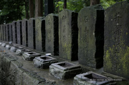 白虎隊十九士の墓｜高解像度画像サイズ：3829 x 2547 pixels｜写真番号：100-4897S53B｜撮影：Canon EOS-1DS