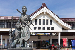 白虎隊銅像・JR会津若松駅前|高解像度画像サイズ:6720 x 4480 pixels|写真番号:5D4A0294|撮影:Canon EOS 5D Mark IV