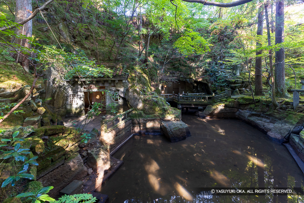 丹厳洞・笏谷石・石丁場（採掘場）・足羽山