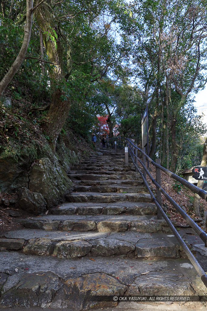 岐阜城登城路