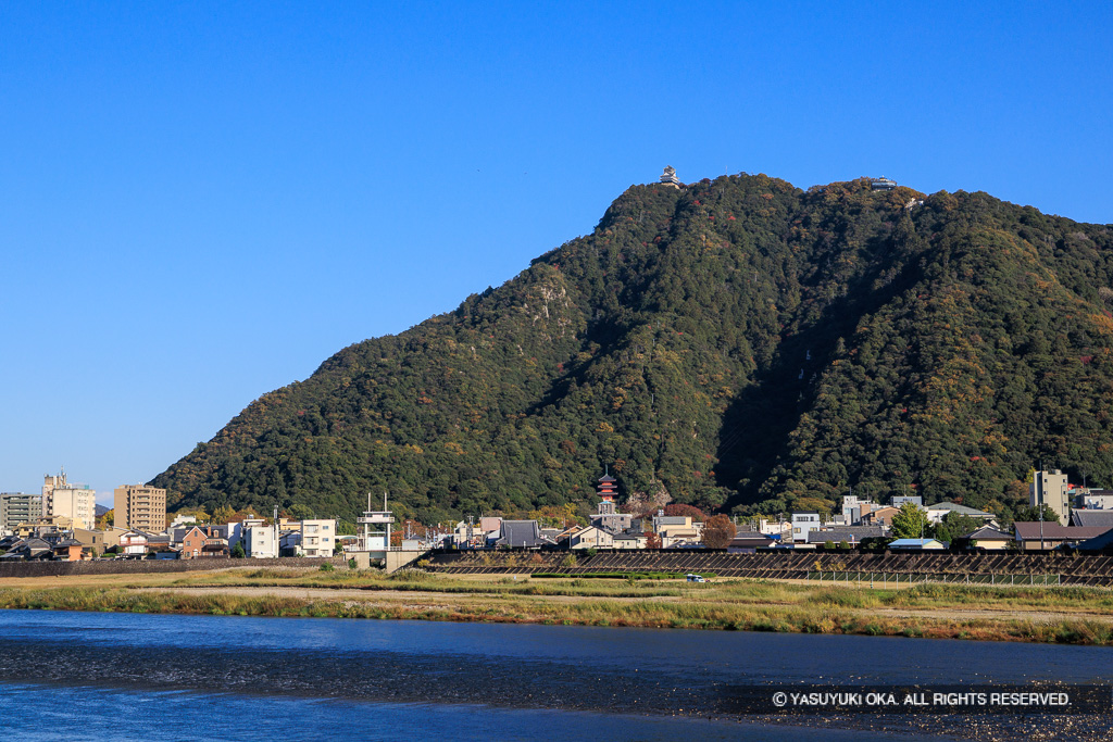長良川と岐阜城