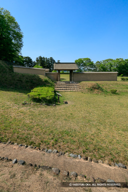 四脚門・秩父曲輪 | 高解像度画像サイズ：4320 x 6480 pixels | 写真番号：5DSA7097 | 撮影：Canon EOS 5DS