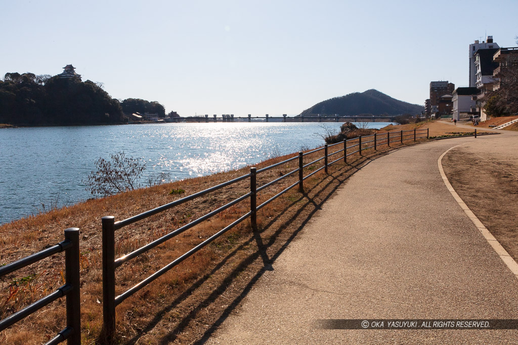 木曽川遊歩道