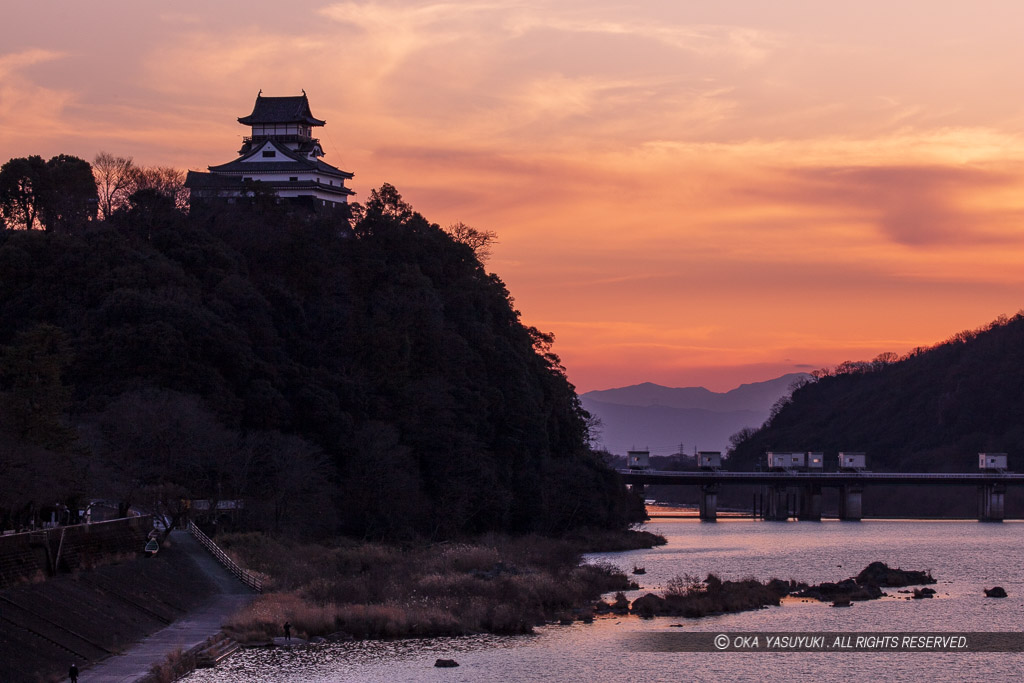 犬山城の夕焼け