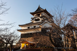 犬山城天守の夕景｜高解像度画像サイズ：8391 x 5594 pixels｜写真番号：5DSA0372｜撮影：Canon EOS 5DS