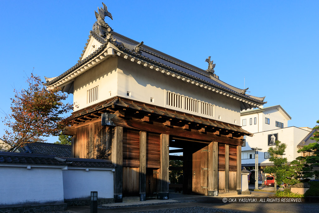 掛川城大手門