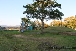 掛川古城二の丸跡｜高解像度画像サイズ：6720 x 4480 pixels｜写真番号：5D4A2200｜撮影：Canon EOS 5D Mark IV