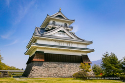 上山城模擬天守 | 高解像度画像サイズ：3912 x 2603 pixels | 写真番号：100-1181S53B | 撮影：Canon EOS-1DS