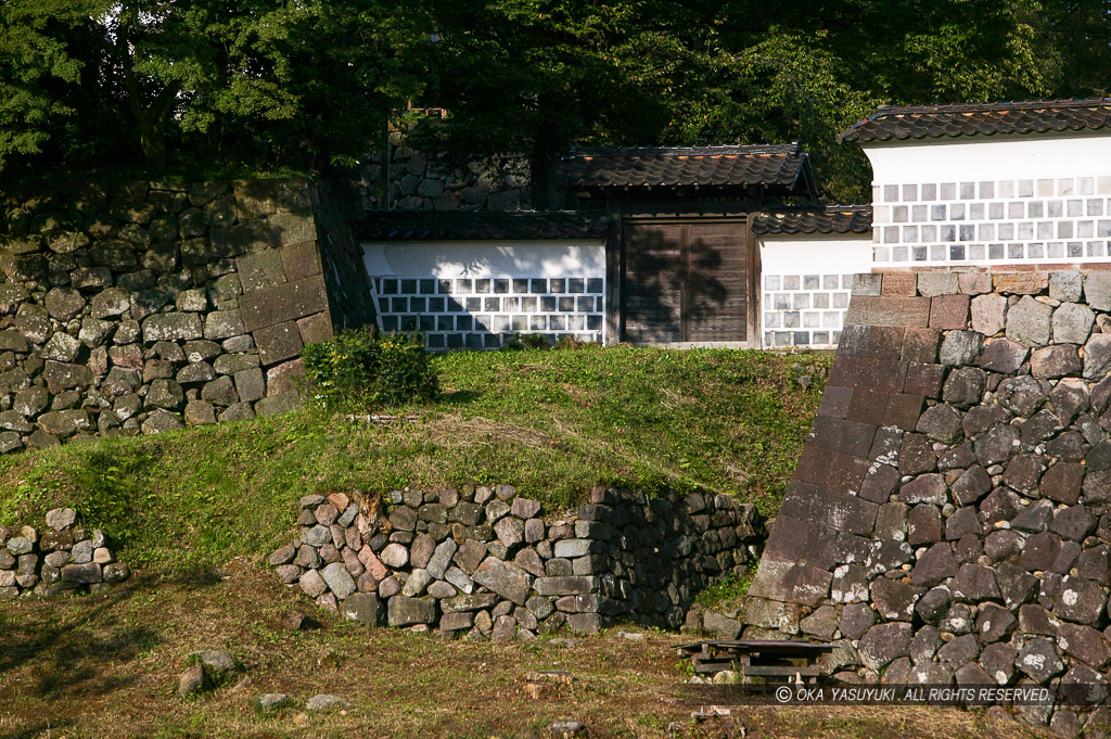 金沢城鶴の丸水の手門