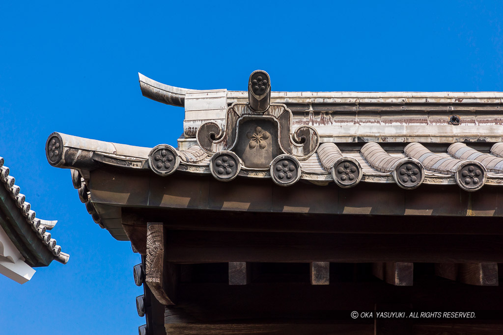 金沢城の鉛瓦（石川門）