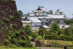 鶴の丸から見る橋爪門続櫓と五十間長屋|高解像度画像サイズ:6517 x 4345 pixels|写真番号:5D4A8387|撮影:Canon EOS 5D Mark IV