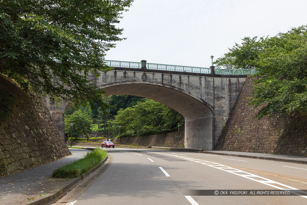 石川橋